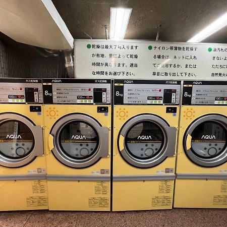 デザイナーズルーム新宿 エレベーター付　繫華街に至近 最大6人 　飲食店集中　買い物便利 โตเกียว ภายนอก รูปภาพ